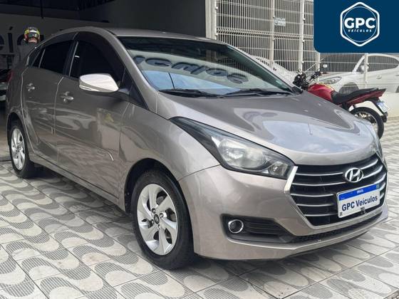 HYUNDAI HB20S 1.6 COMFORT STYLE 16V FLEX 4P AUTOMÁTICO